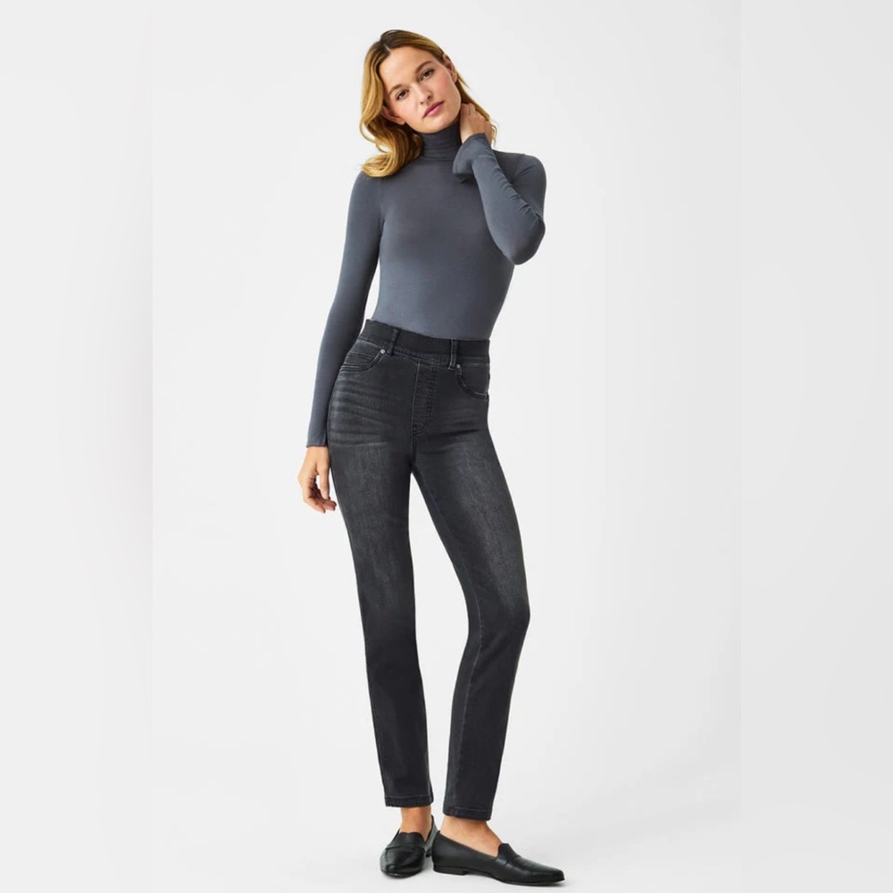 SPANX Straight Leg Vintage Black Jeans-Size Small